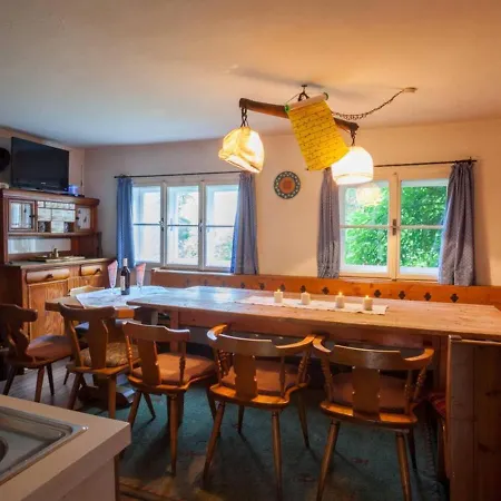 Alp-cottage For 15 Person Mountains Of Salzburg Picheln